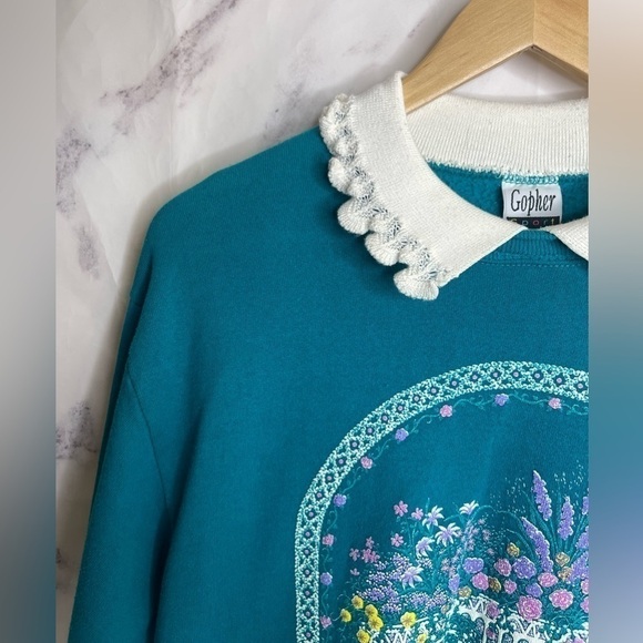 VINTAGE 90s Lace Collared Granny Pullover Floral Sweatshirt -H26 - Picture 3 of 9